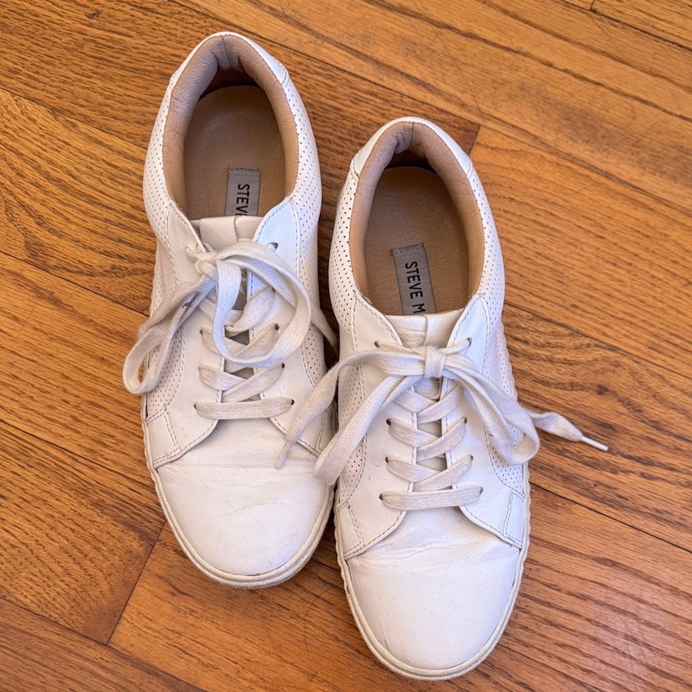 Steve Madden Cream Lace-Up Sneakers